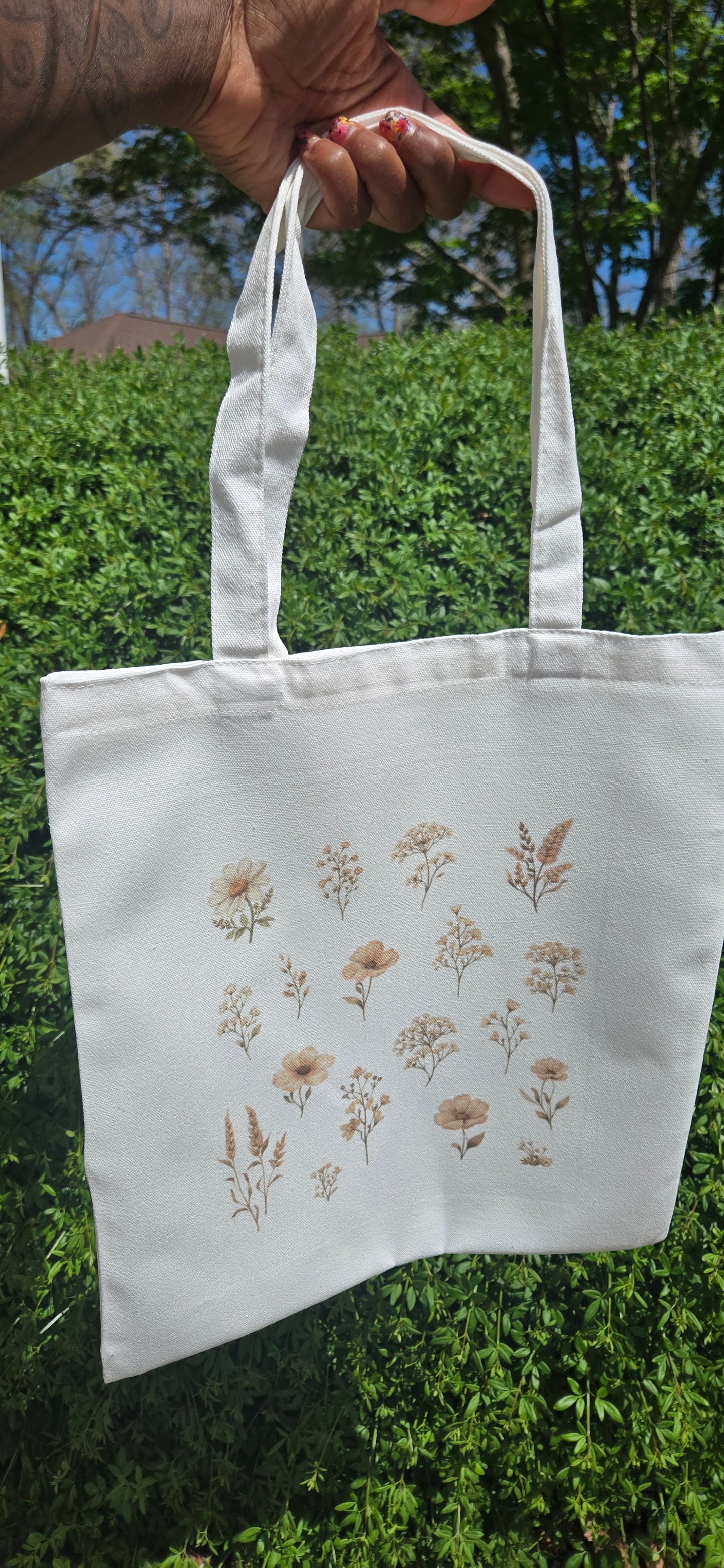 Neutral Floral Tote| Spring Bag| Wildflower Gift